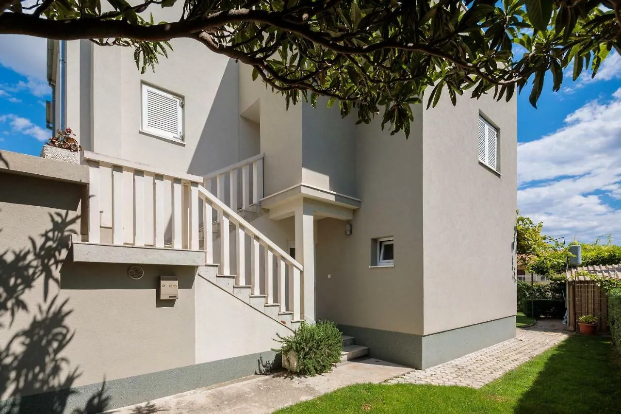 Otium Apartment Kastela Croatia
